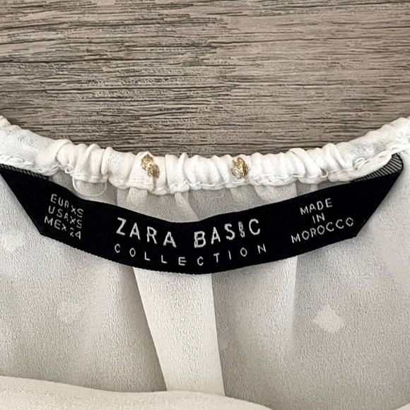 ๐บ Zara Lurex Gold Polka Dot Ivory V-Neck Sleeveless Ruched Blouse Size XS - Picture 7 of 10